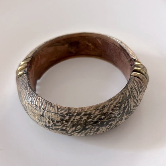 Wooden Brown & Gold Bangle Bracelet - Picture 7 of 7